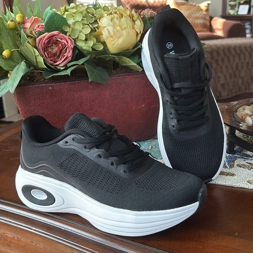 Brand New Cushion Support Sneakers Black White Lightweight Athletic Tennis Shoe